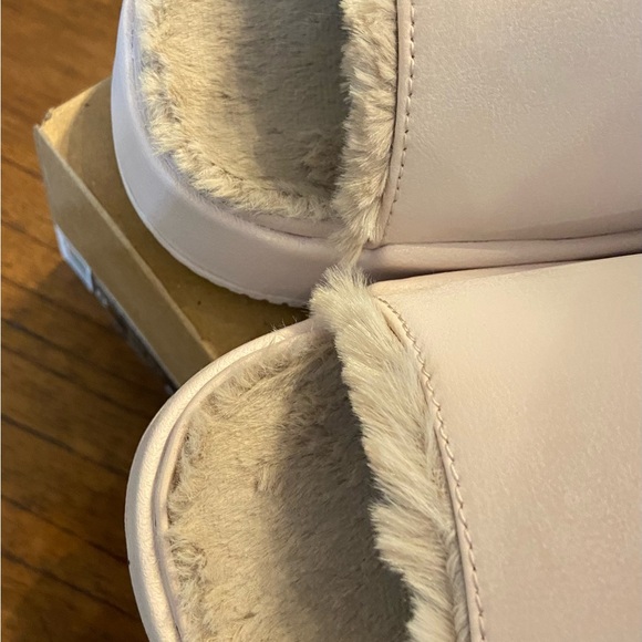 Nike clam Elevation Cozy Pink with tan Fur-Lined Slides Women's SZ 8 - Picture 6 of 12
